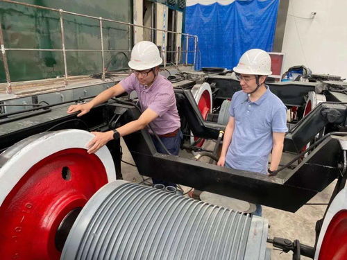 國內(nèi)首輛新型智能軌道電動貨運(yùn)小火車正式亮相，工業(yè)用軸承代理與銷售迎來新機(jī)遇